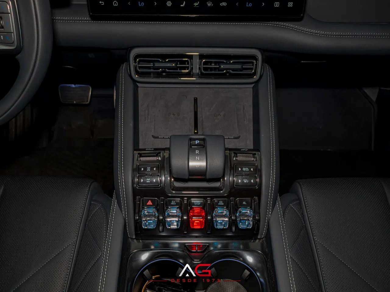 Denza B5 4WD, foto 6 de 20