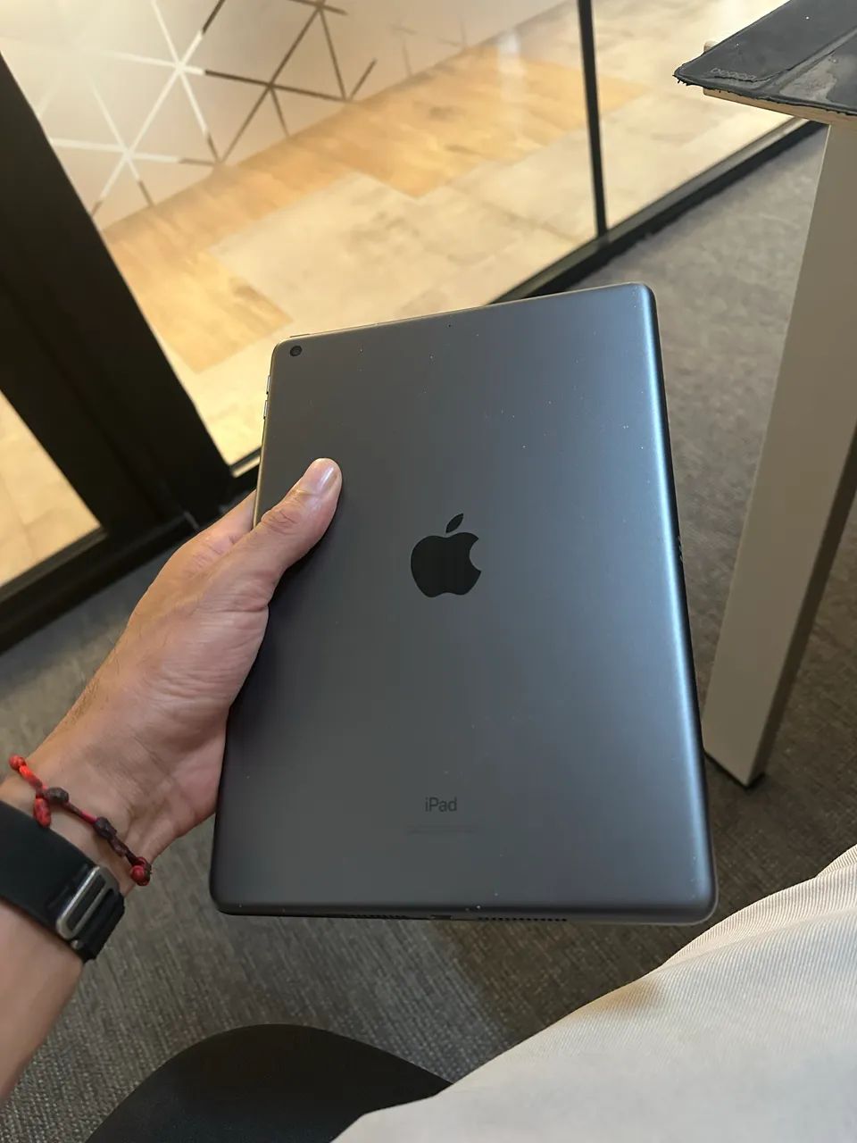 iPad 9 - semi novo  - Foto 3