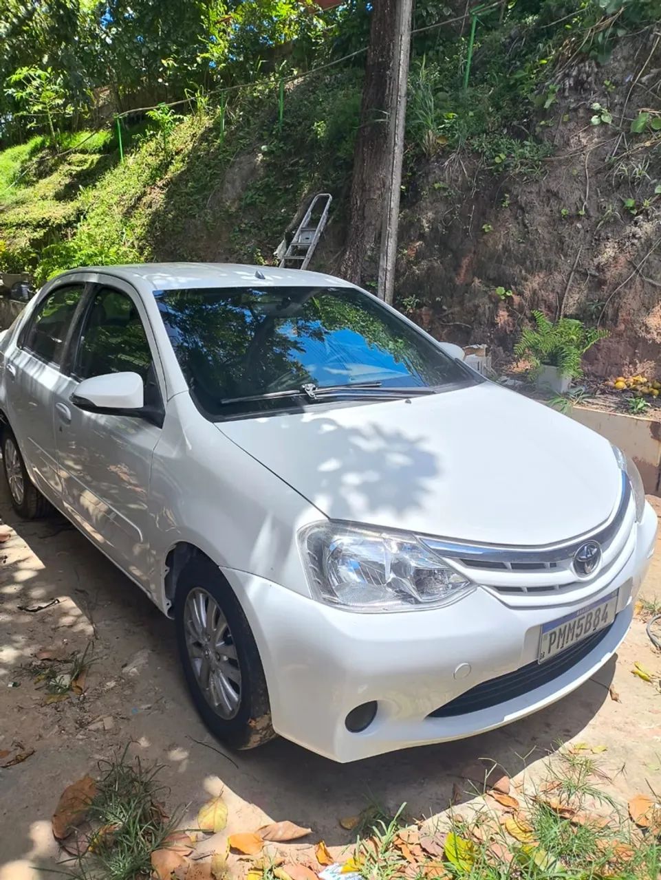 Toyota Etios ETIOS XLS Sedan 1.5 Flex 16V 4p Mec. 2015