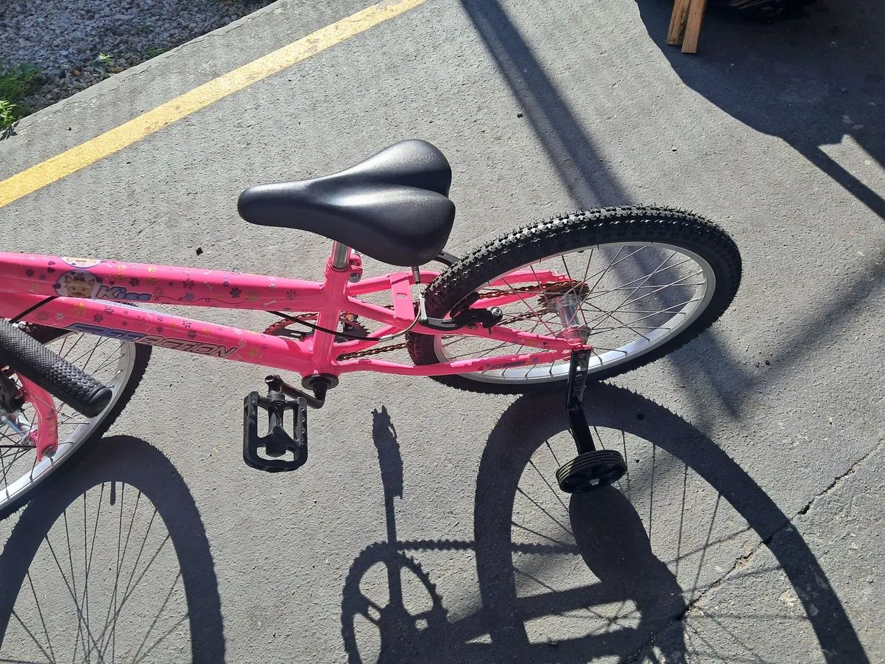 Vendo Bike rosa aro 20 infantil meninas  - Foto 4