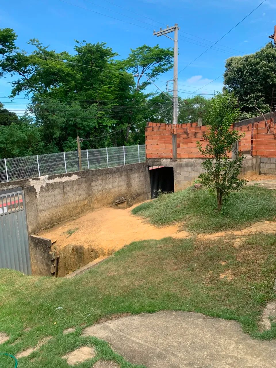 Alugo casa até 1500 