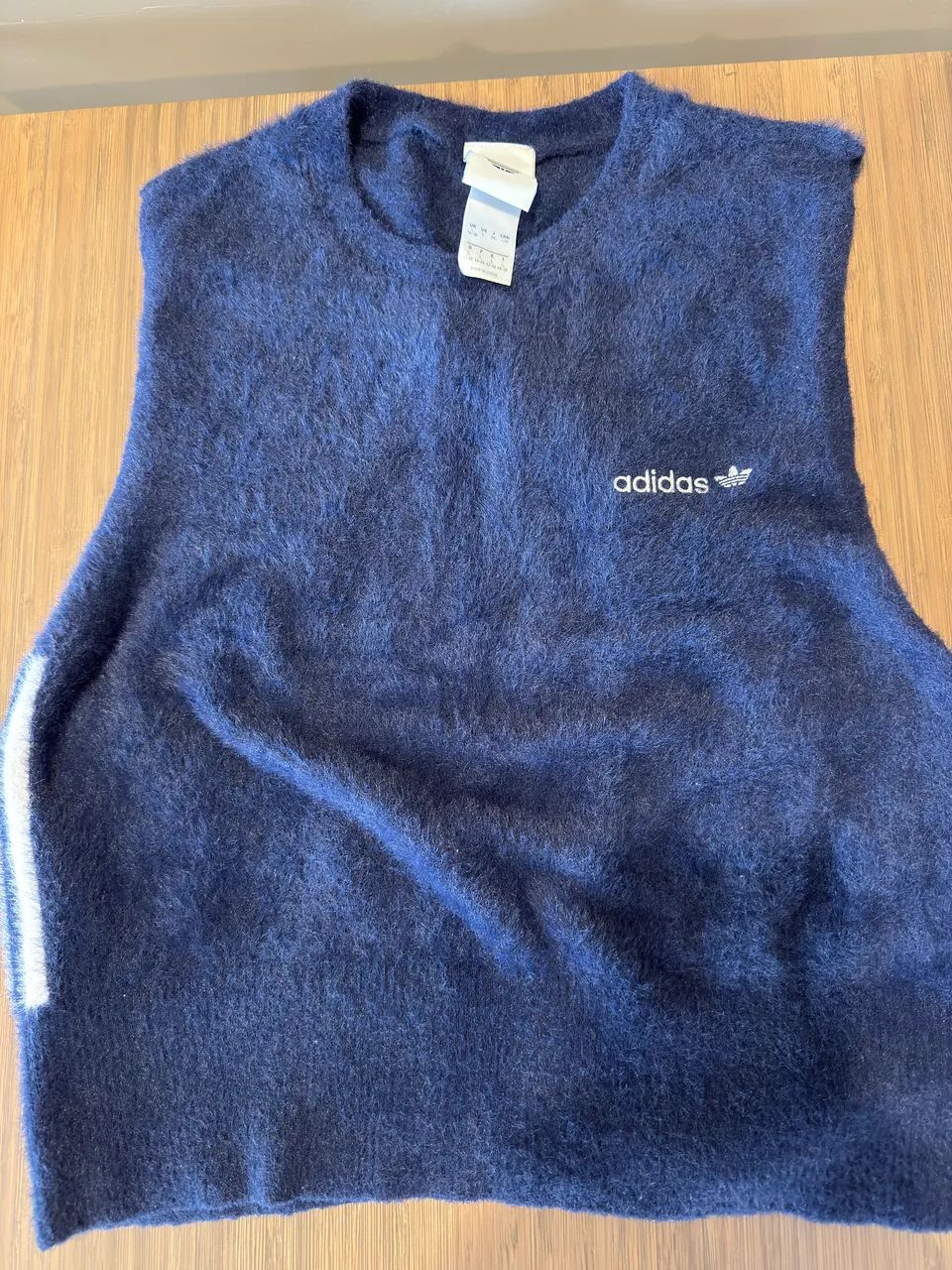 Colete Malha Fluffy Adidas original  - Foto 2