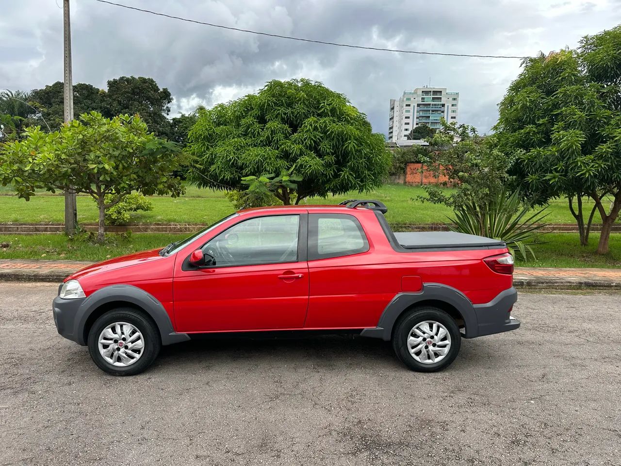 Fiat Strada Freedom 1.4 Flex 8V CD 2019 - Foto 5
