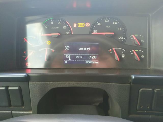 Volvo - Foto 11