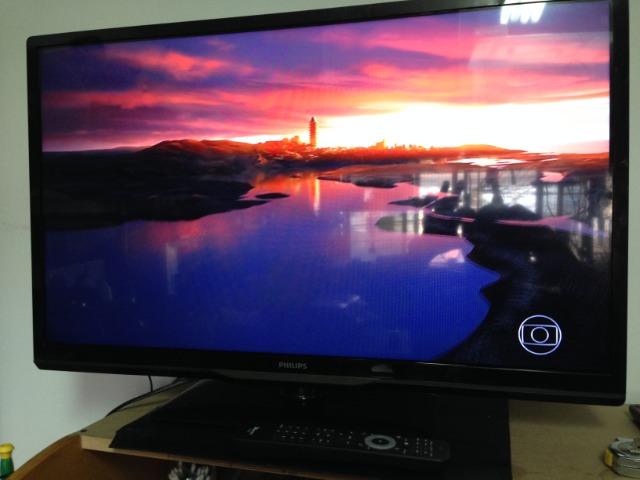 Tv Philips 32 Polegadas - Com HDMi - Oportunidade!!! - Foto 2