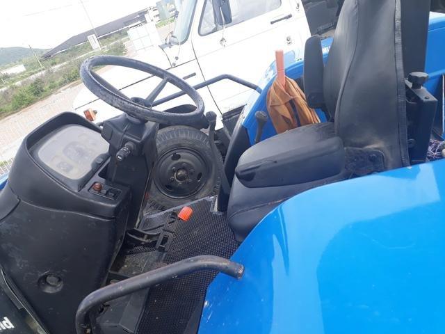 Trator tl 80 new holand 2004 azul bem revisado - Foto 6