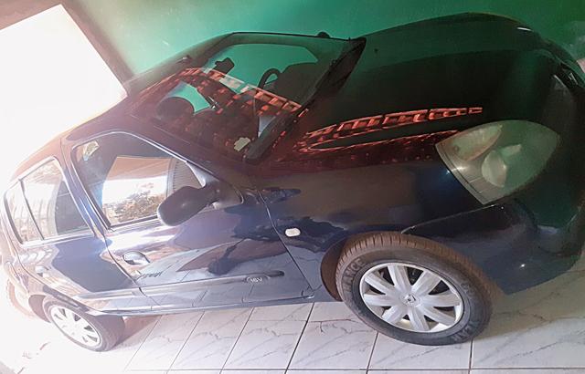 Vendo Clio carro muito novo troco em moto do meu agrado - Foto 2