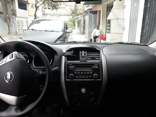Nissan versa 16/17 - Foto 3