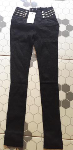Roupas e calçados