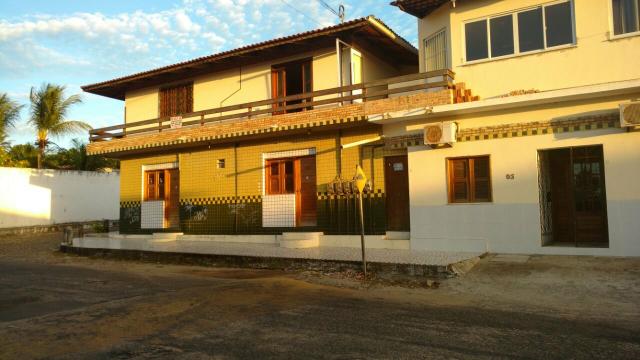 Aluga apartamento totalmente mobiliado, com ar e internet. Paracuru- Ceará - Foto 2