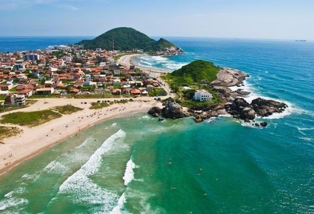Casa e apartamento 50 mts da (Praia Enseada) c/ar e internet - Foto 20