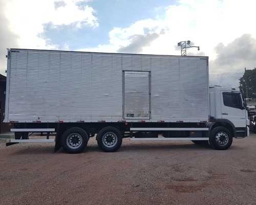 Mercedes Benz Atego Baú 2010 - Foto 2