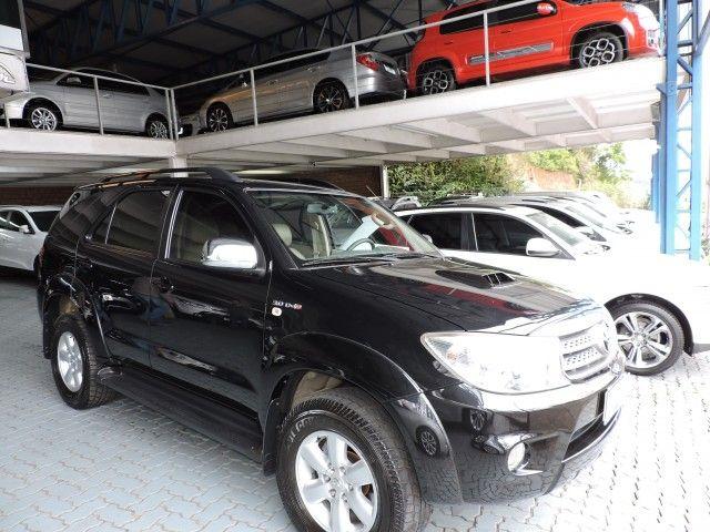 Hilux SW4 SRV D4-D 4x4 3.0 TDI Dies. Aut - Foto 2
