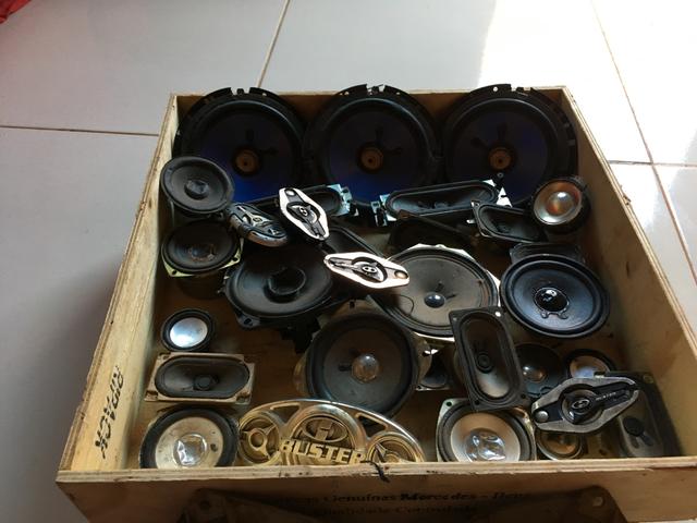 Vendo Vários Auto Falantes