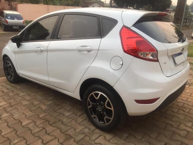 New Fiesta SE 1.6 completo - Foto 4