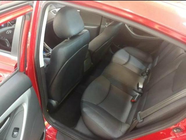 Hyundai Elantra 2.0 - Foto 8