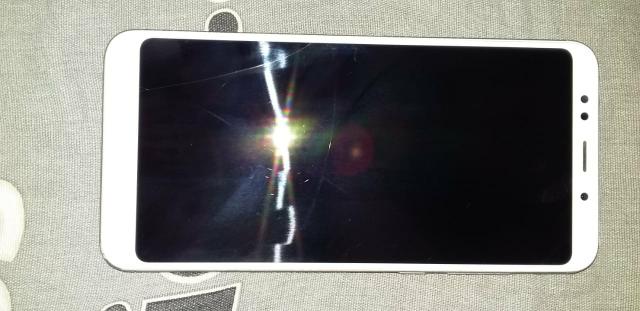 Vendo xiaomi 5 Plus - Foto 2