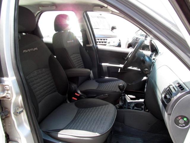 Fiat Palio Weekend Adventure Com Kit Gnv 34.000 Km - Foto 9
