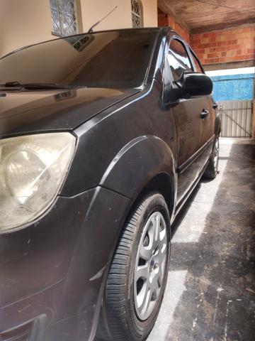 Ford fiesta sedan