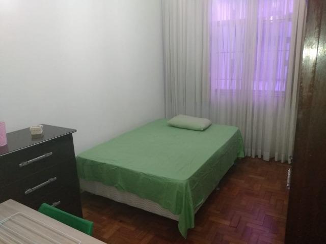 Quarto Individual para Moça. Niterói. Icaraí. Moreira Cesar. Leia o anúncio