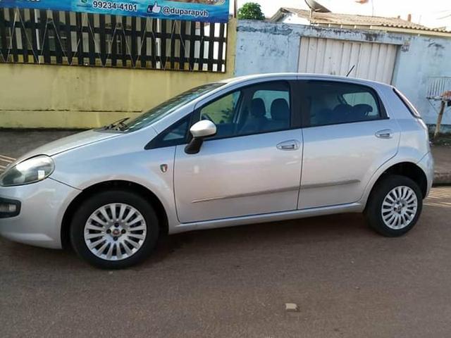 Fiat Punto atracttive Itália 1.4 completo 2013