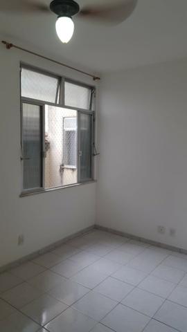 Aluguel Apartamento Glória, sala, quarto, banheiro, cozinha e garagem - Foto 5