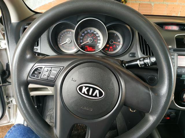 Kia cerato - Foto 7