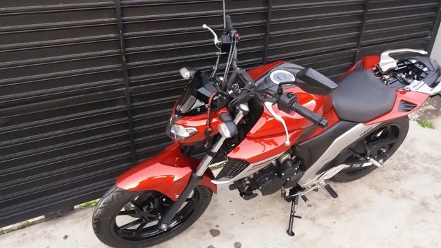 YAMAHA FAZER 250