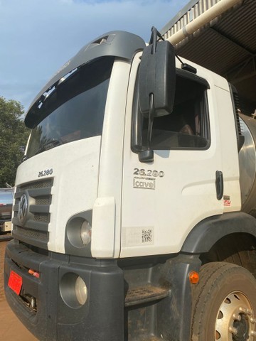 VOLKSWAGEN COSTELETION 26.280