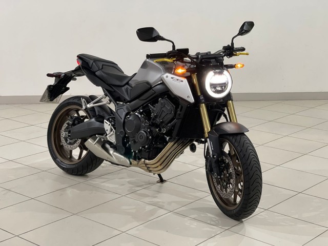 HONDA CB 650 R 2020 CINZA 899 KM