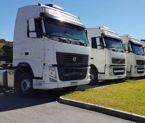 CAMINHÃO TRUCK OU TOCO