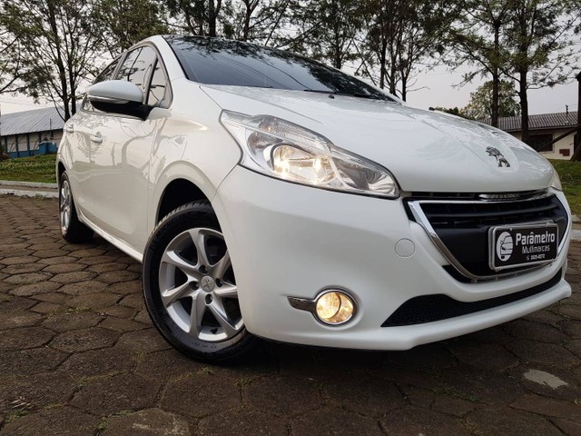 208 2015/2015 1.5 ACTIVE PACK 8V FLEX 4P MANUAL