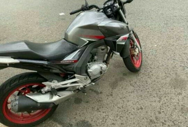 HONDA CB 300