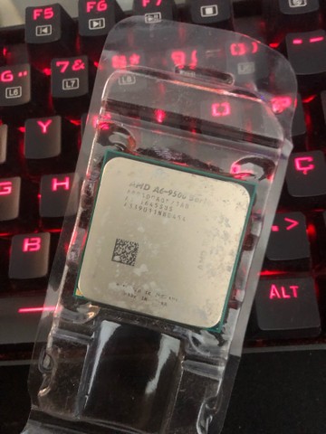 PROCESSADOR AMD A6 + MEMÓRIA RAM 4GB DDR4 