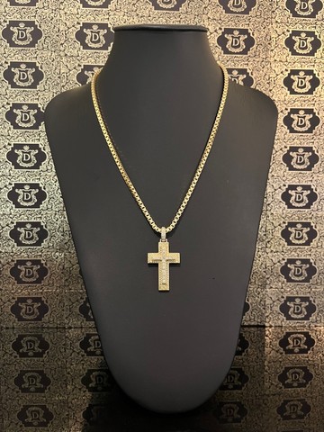 Pingente Crucifixo em Ouro 18K 750 com Diamantes - Foto 4