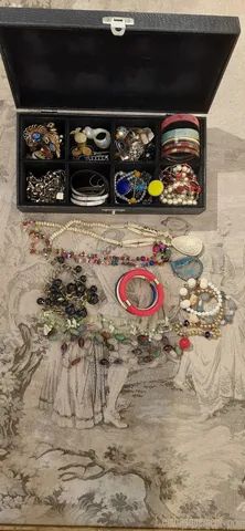 Lote Bijus vintages LEIA A DESCRIÇÃO  - Foto 3