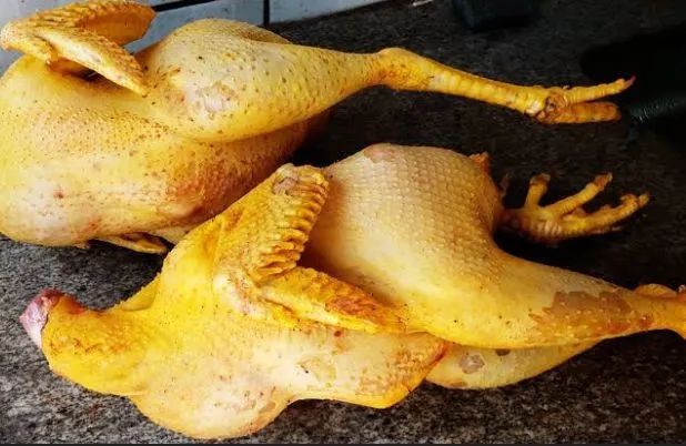 Frango e galinha caipira - Foto 2