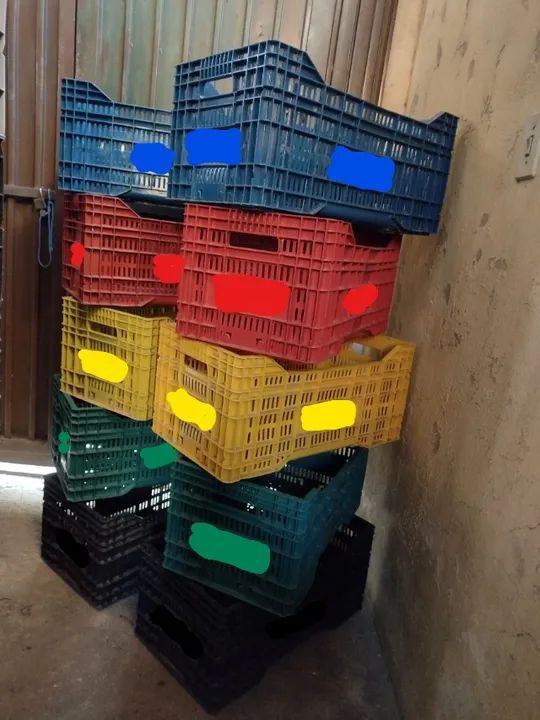 Caixa Plástica Seminova - Foto 4