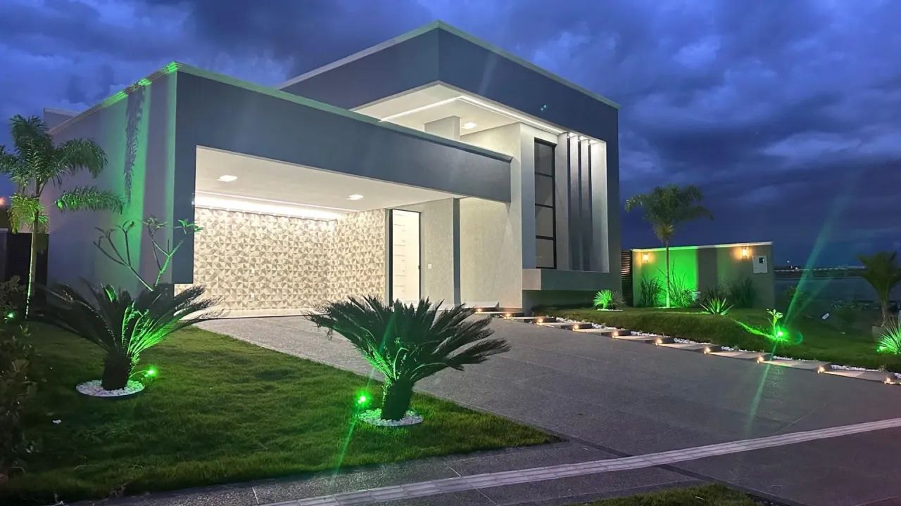 Casa térrea, 4 suítes plenas, lote: 589 m², área construída: 300 m², com área de lazer em 
