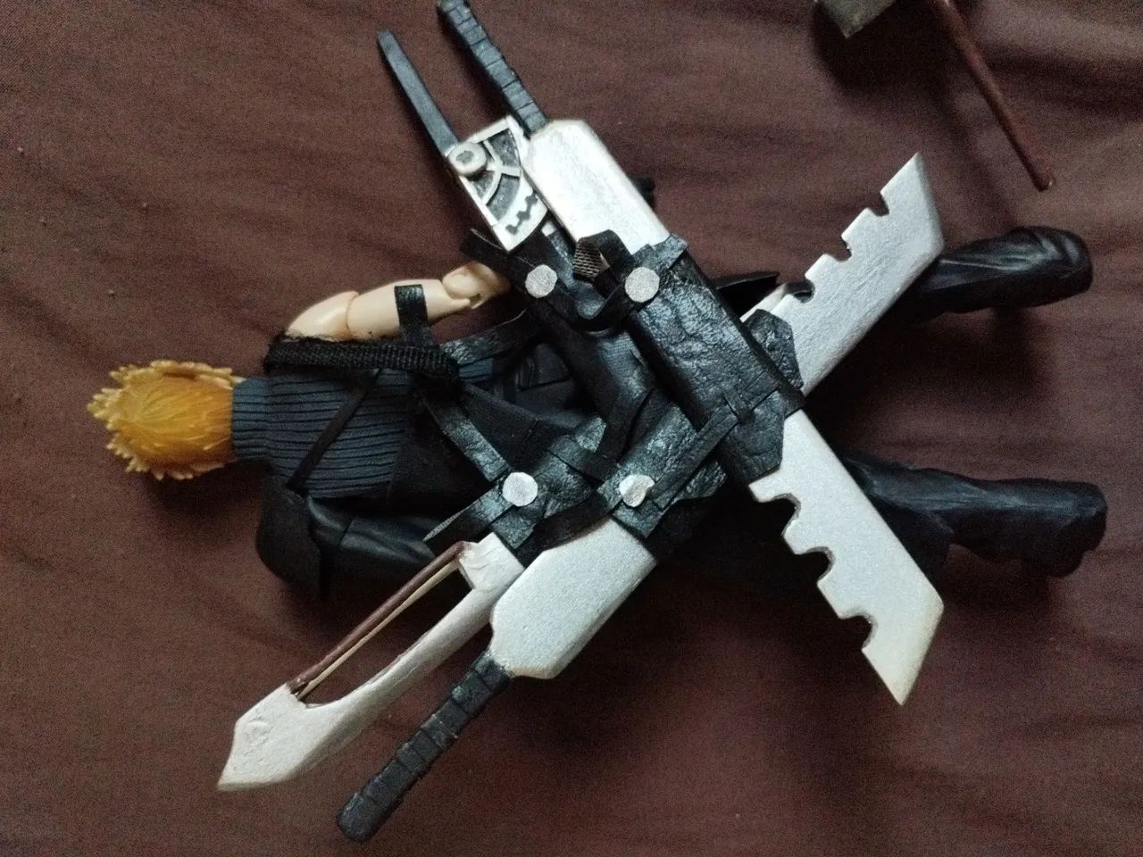 Play arts Cloud Strife advent children custom  - Foto 3