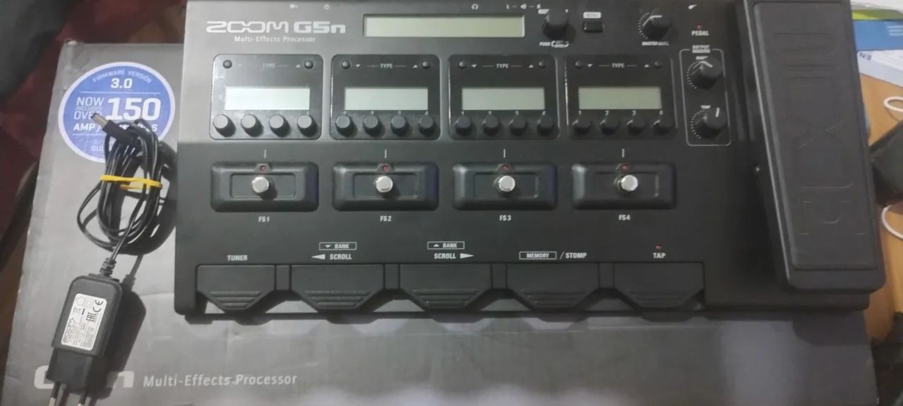 Pedaleira Zoom G5n