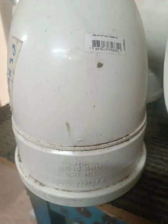 Cotovelo 90 graus esgoto 150 mm novos
