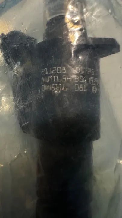 Bico Injetor Motor D3 220 Volvo Penta Bosch - Foto 2
