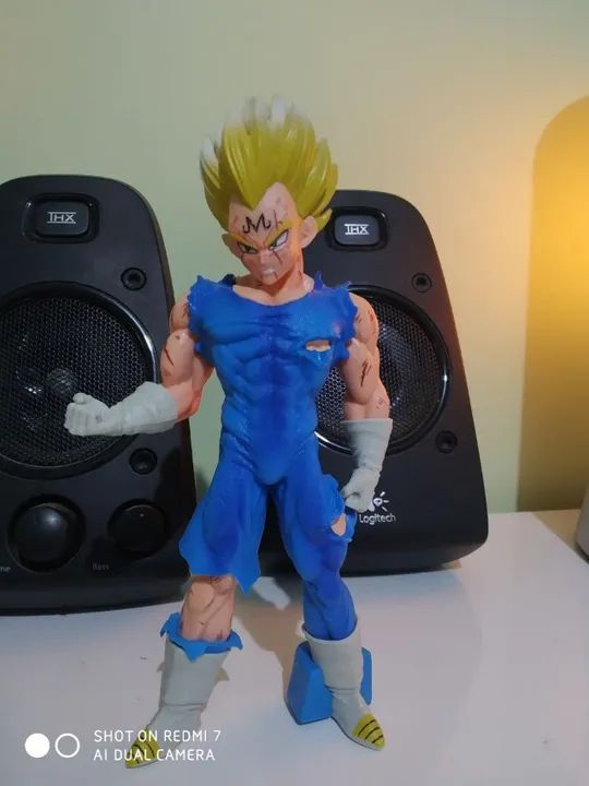 Action Figure Boneco Majin Vegeta Dragon Ball Z. Leia