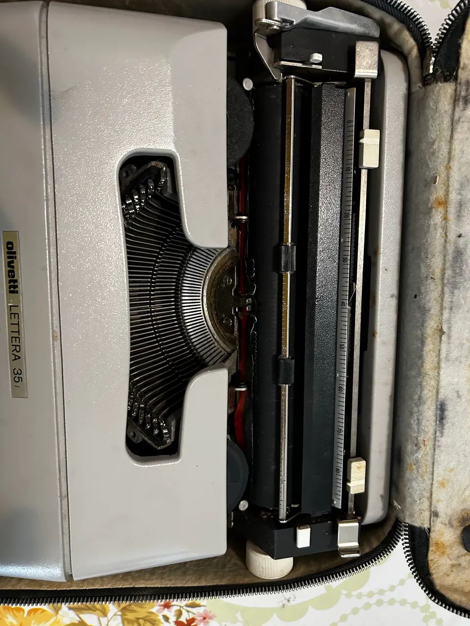 Máquina de escrever - tilografia - Foto 2