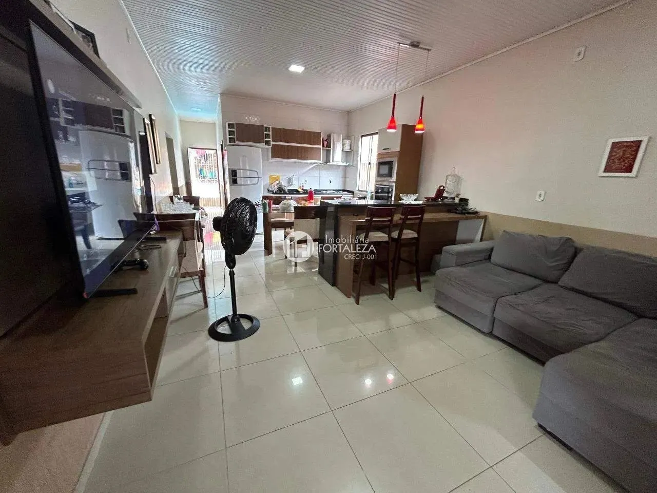Imóvel para venda possui 300 metros quadrados com 3 quartos em Nova Estação - Rio Branco -