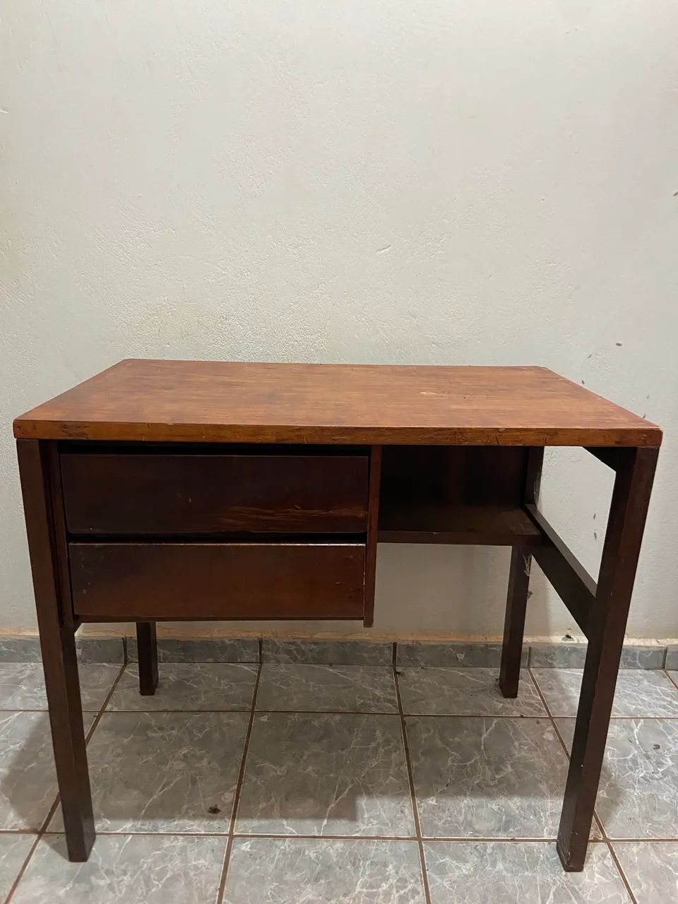 Mesa de escritório64166927854594120