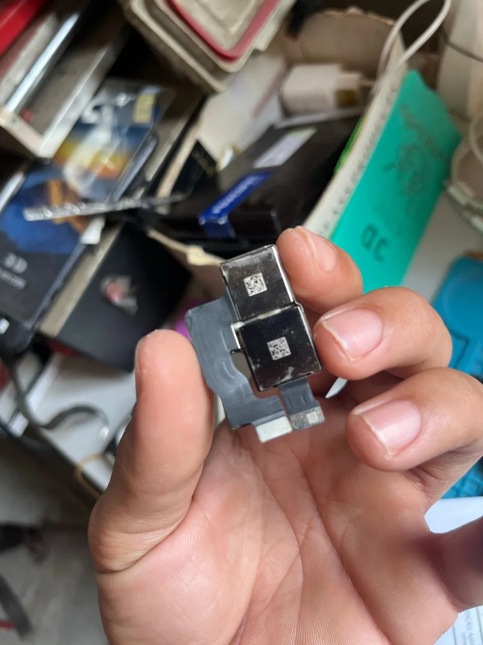 Câmera traseira iPhone 11 Pro Max original retirada!!! - Foto 2