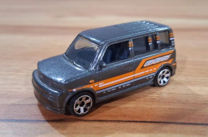 Matchbox Scion xB - Real Series Metro Rides 2008 (Loose)