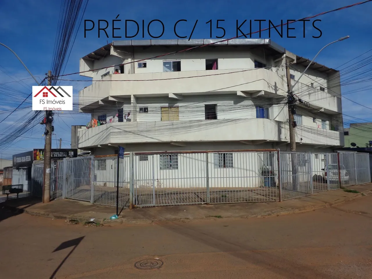 QR 313 Ótimo Prédio com 15 Kitnets Ideal para Renda Escriturado em Samambaia Sul - Brasíli